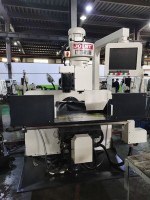 R8 Spindle Manual Milling Machine 2.2KW Magazine Z Axis 4KJ-B